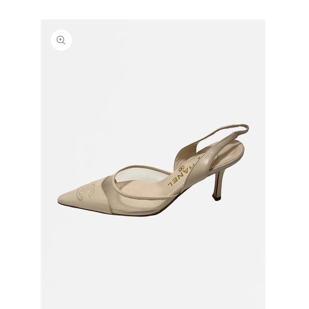 CHANEL Beige and Cream Mesh Slingback Heels - Picture 3 of 6